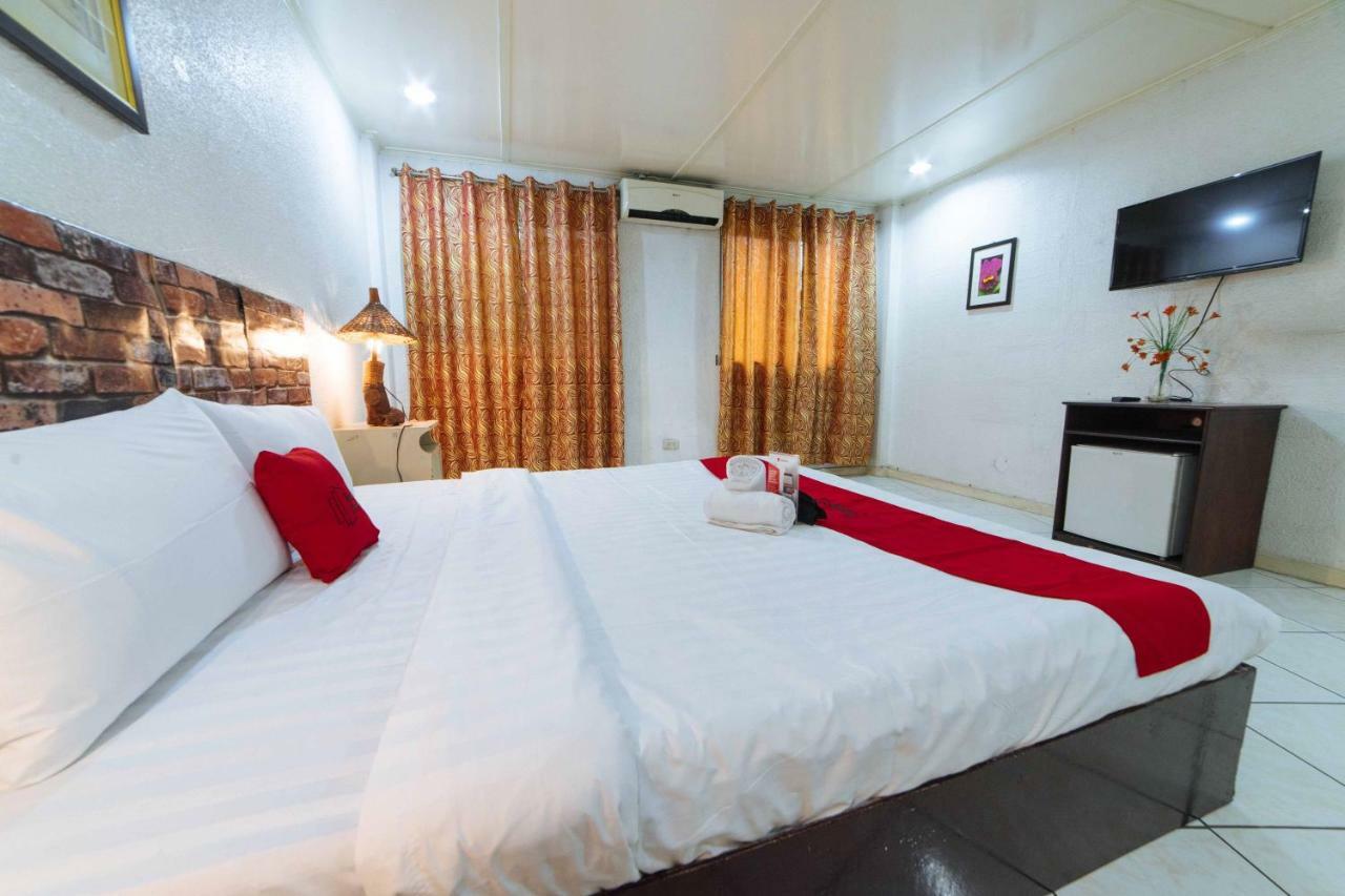 Reddoorz Premium @ Clarkview Angeles City Exterior foto
